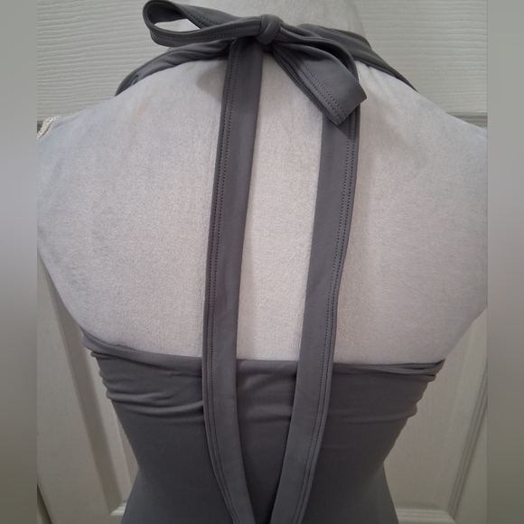 NWT Reo Rea Grey Plunging V Neck Halter Body Suit Size S - Picture 5 of 12